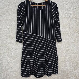 Habitat Dress XS Black Striped Pullover Stretch Above Knee Preppy